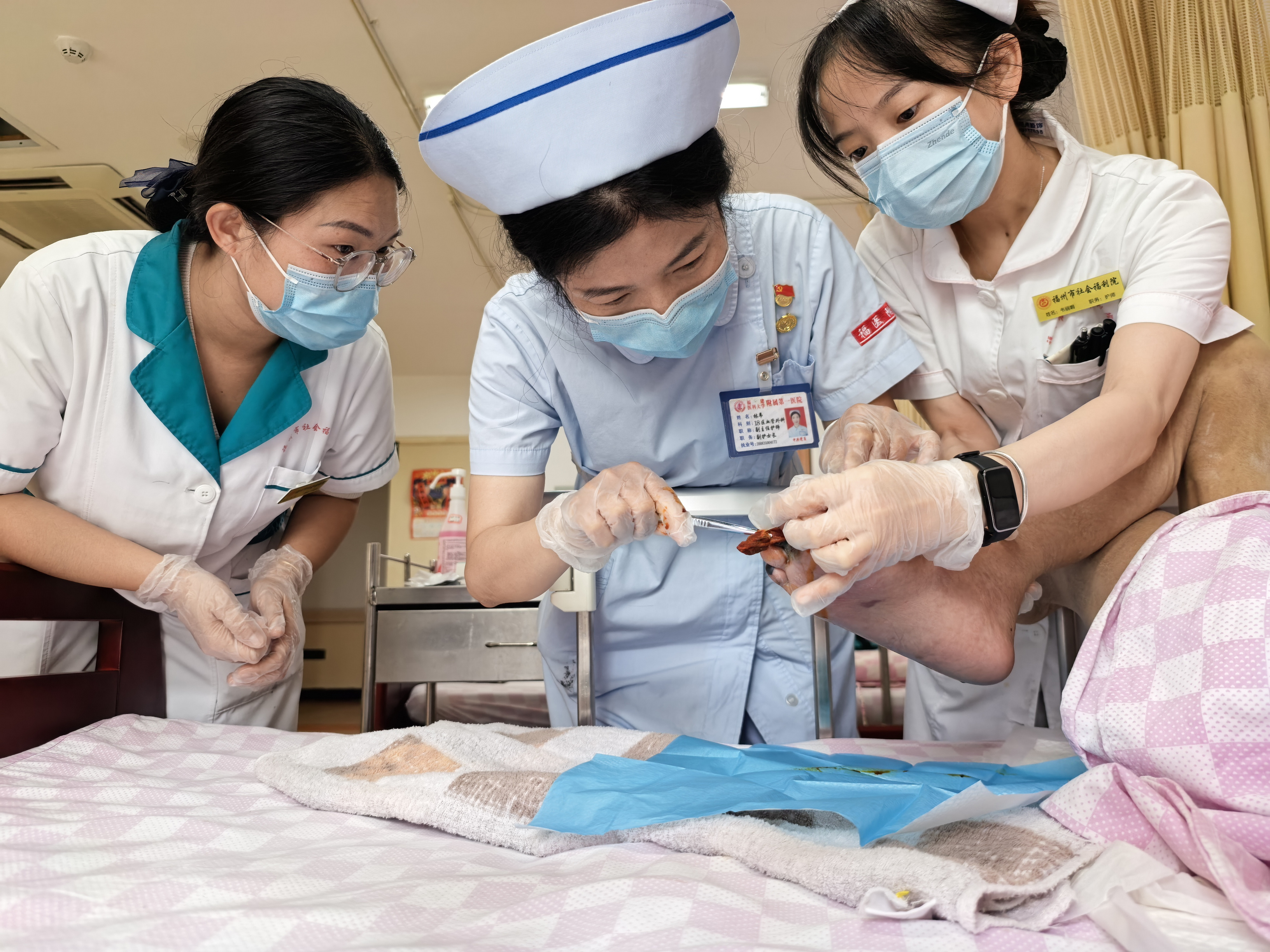 有福之州老有所“医” 温情附一健康助力——我院与福州市社会福利院联合开展主题党日暨全国科普月活动 有福之州老有所“医” 温情附一健康助力——我院与福州市社会福利院联合开展主题党日暨全国科普月活动