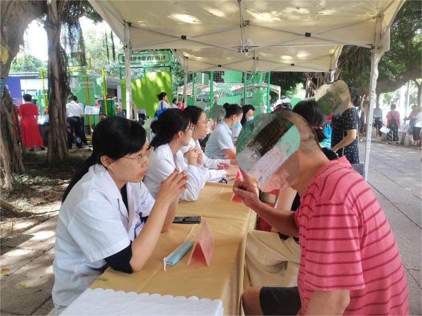 健康体重,理想血压——我院举行全国高血压日系列活动 健康体重,理想血压——我院举行全国高血压日系列活动