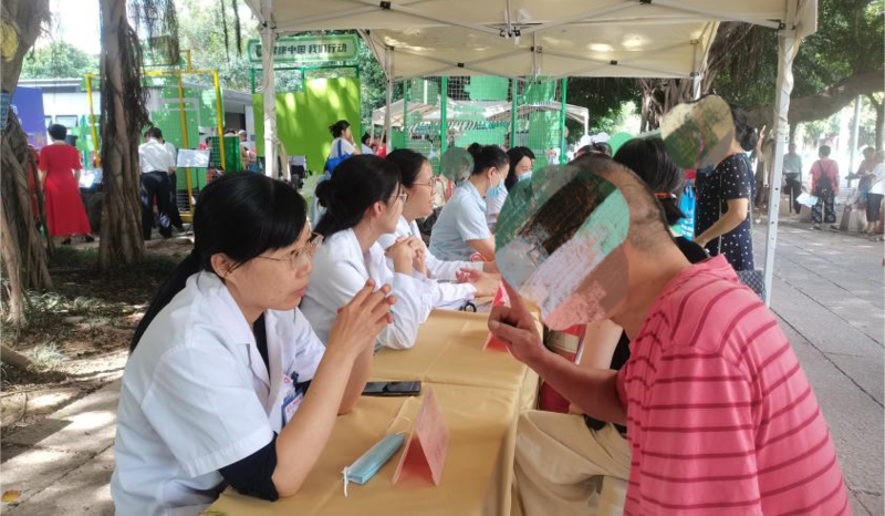 健康体重，理想血压——我院举行全国高血压日系列活动