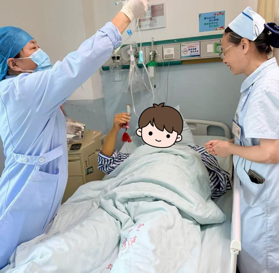香囊系祝福 肝科护安康——福医附一肝内科开展端午人文护理活动 香囊系祝福 肝科护安康——福医附一肝内科开展端午人文护理活动