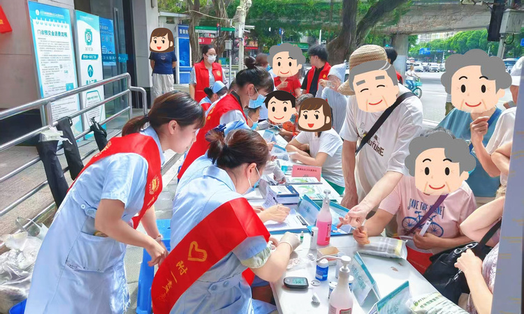 党建引领科普惠民 守护居民肝脏健康 ——福建医科大学附属第一医院肝病中心肝内科党支部走进新港街道开展世界肝炎日义诊科普活动