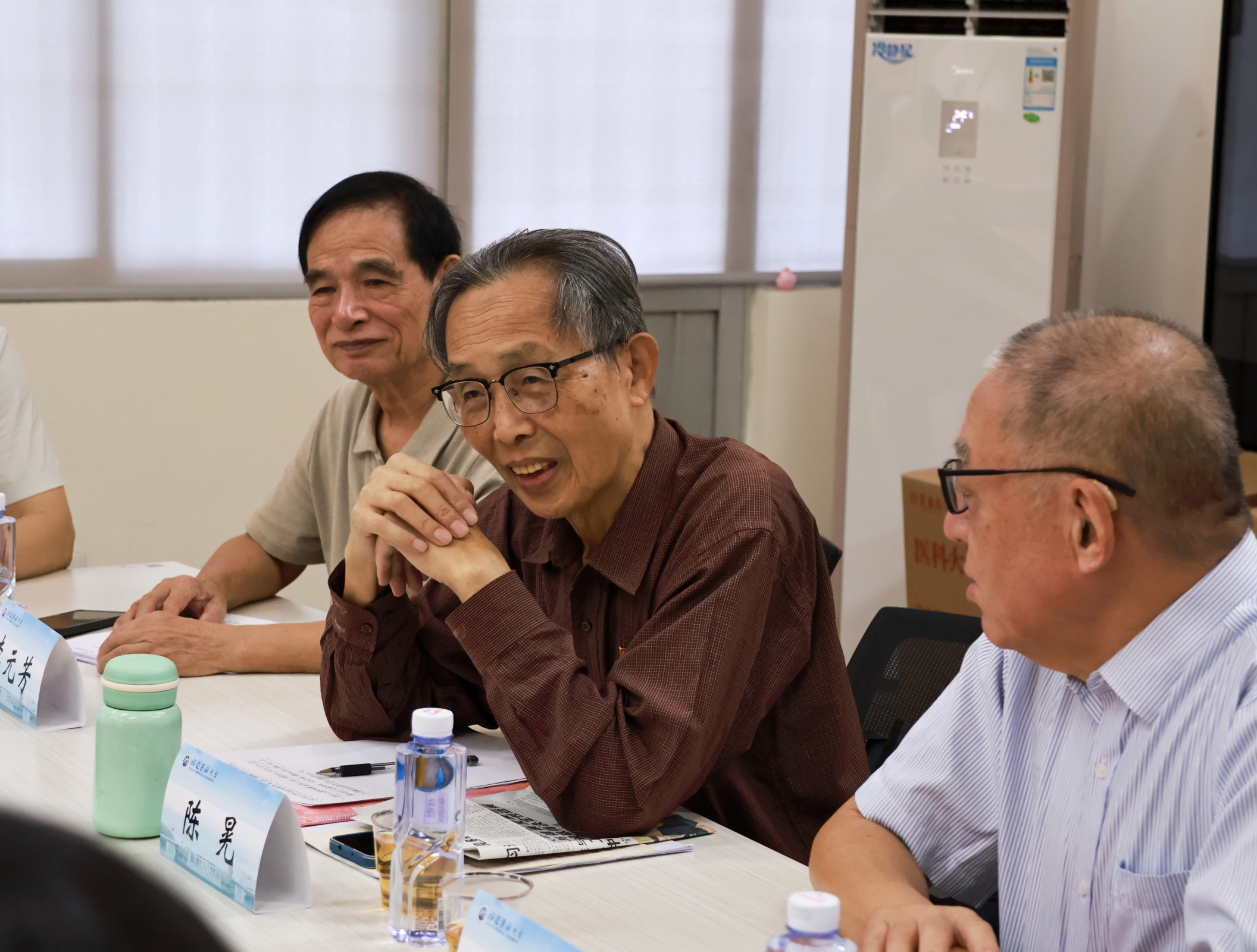 赓续红色血脉 筑牢思想根基——福建医科大学第一临床医学院关工委“五老”思政课走进一站式学生社区 赓续红色血脉 筑牢思想根基——福建医科大学第一临床医学院关工委“五老”思政课走进一站式学生社区