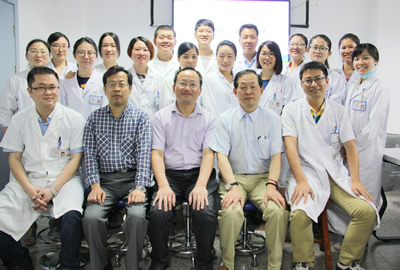 国家级病理学家莅临我院参观指导