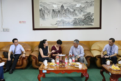 『高水平医院建设系列报道』我院与复旦大学附属华山医院周良辅院士签订院士专家工作站项目协议全力助推我省高水平医院建设