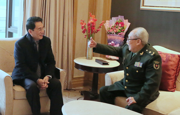 【图片新闻】吴孟超院士为杨立勇院长和我院点赞