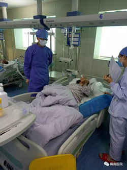 『改善医疗服务行动纪实』--闽南75岁阿婆突发脑梗塞，看附一专家如何帮她化险为夷