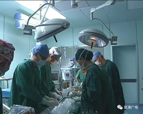 『媒体看附一』泉港首例！福建医科大学附一闽南医院、泉港区医院成功开展腔镜下膀胱癌根治术（附视频）