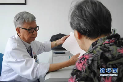 『致敬医师节』新华网‖【福建名医】心血管病专家吴可贵：医者父母心