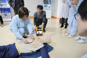 守护生命不留盲区——我院举办门诊急危重患者抢救应急技能培训