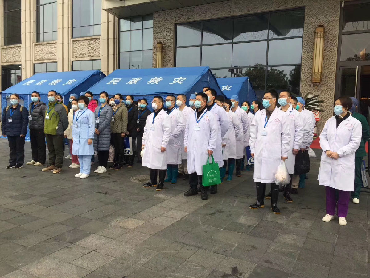 39区肿瘤内科全体医护家属给出征队员的一封家书 39区肿瘤内科全体医护家属给出征队员的一封家书