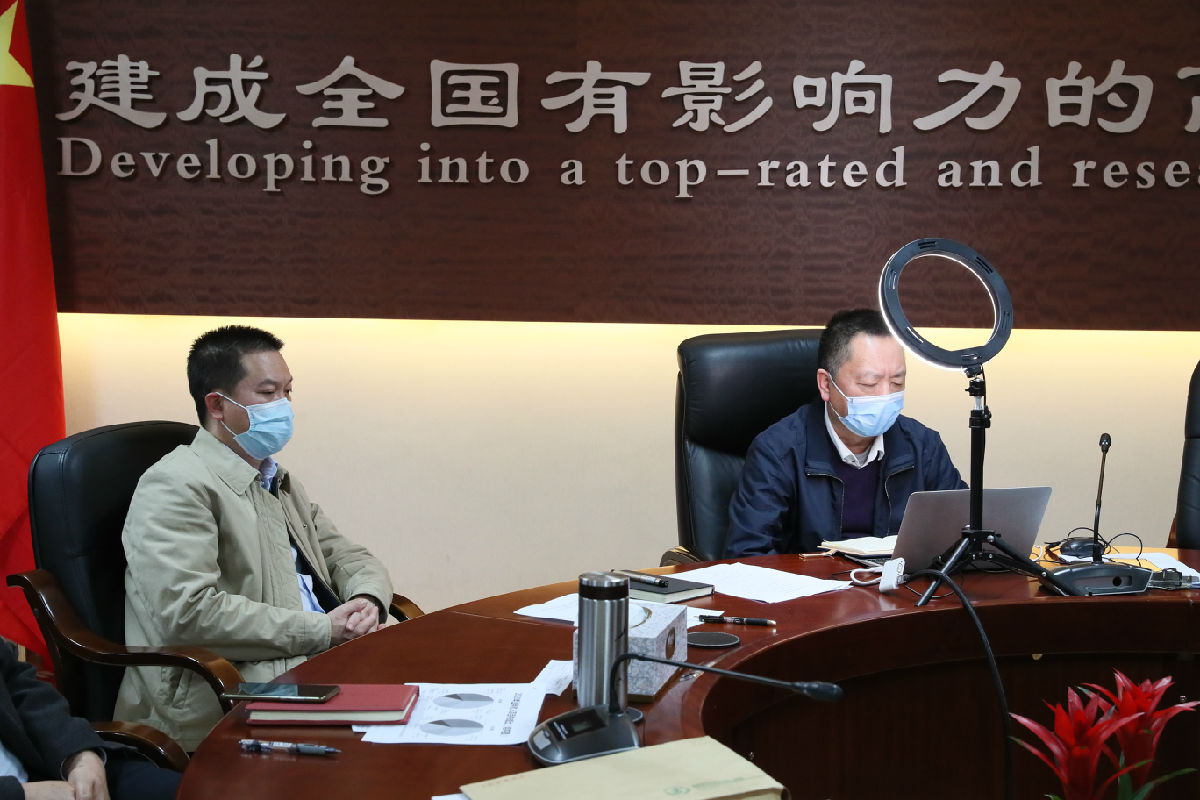 严字当头 毫不松懈 全力以赴—— 我院召开疫情防控专题部署会议 严字当头 毫不松懈 全力以赴—— 我院召开疫情防控专题部署会议