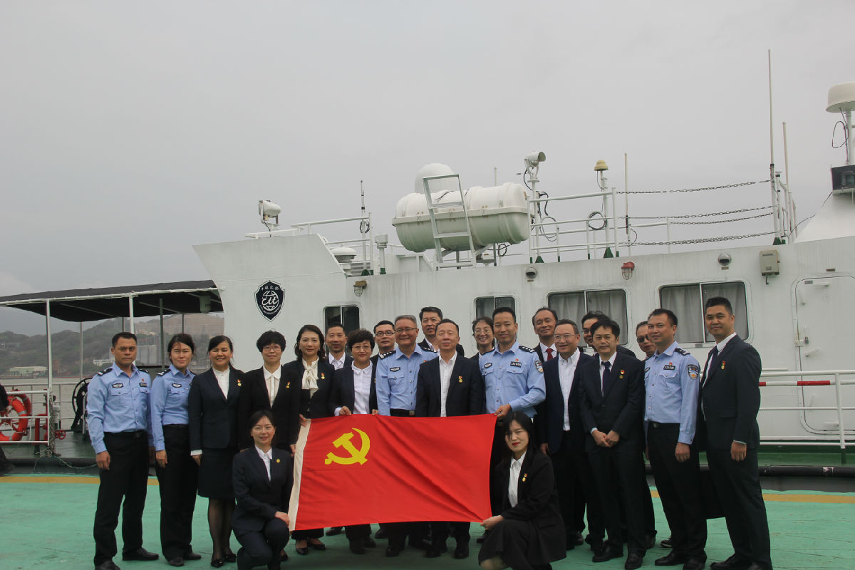 再续警医情 党建促发展 ——福医附一医院与福州边检站开展主题党日活动 再续警医情 党建促发展 ——福医附一医院与福州边检站开展主题党日活动