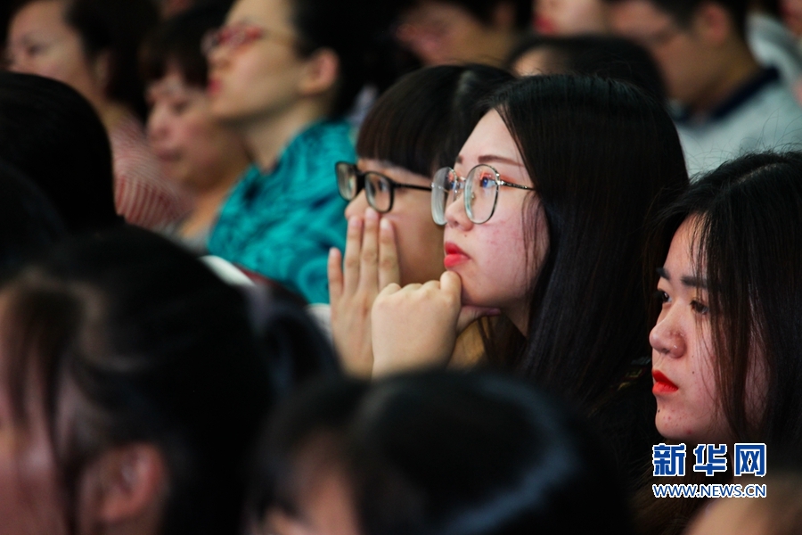 【慕容慎行同志先进事迹巡讲系列-三明站】新华网‖【组图】医者仁心·榜样力量 【慕容慎行同志先进事迹巡讲系列-三明站】新华网‖【组图】医者仁心·榜样力量