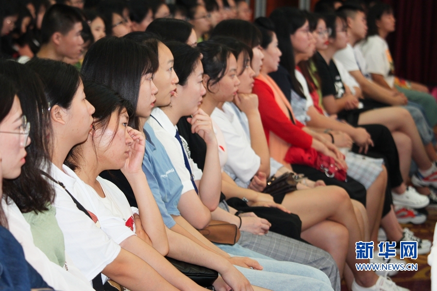 【慕容慎行同志先进事迹巡讲系列-三明站】新华网‖【组图】医者仁心·榜样力量 【慕容慎行同志先进事迹巡讲系列-三明站】新华网‖【组图】医者仁心·榜样力量